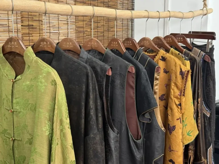 Xiang Yun Sha Silk Clothing women