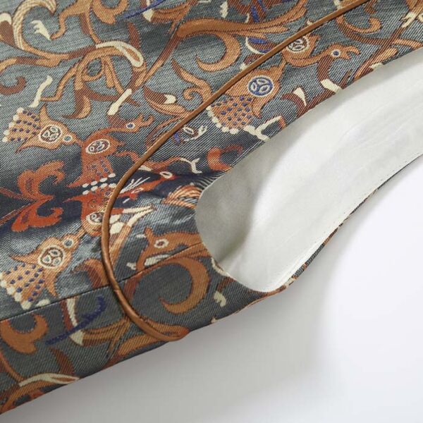 Ethnic style heavy-duty Shu brocade vest detail 2
