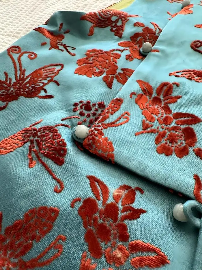 Zhang Velvet Silk Fabric 2