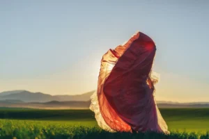 Silk is a good choice for sensitive skin.